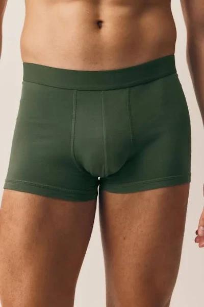 H&M